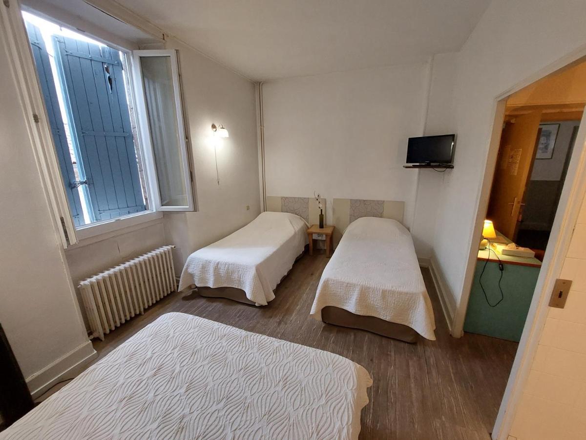 Logis Hotels - Hotel Le Boulevard Mazamet Dış mekan fotoğraf